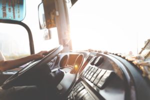 Read more about the article The Difference Between a Cargo Van and a Box Truck